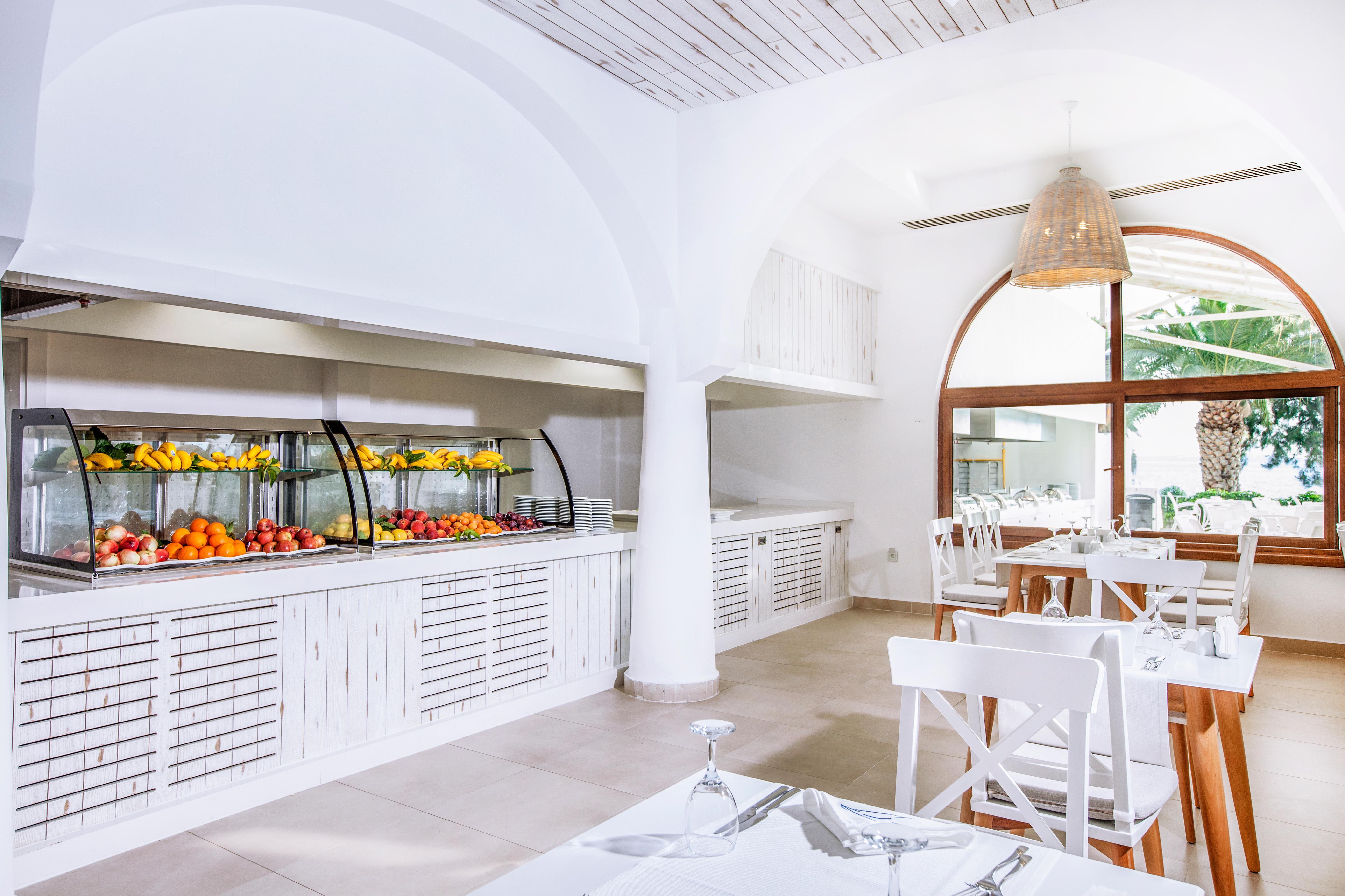 Labranda Tmt Bodrum Exterior photo Restaurant