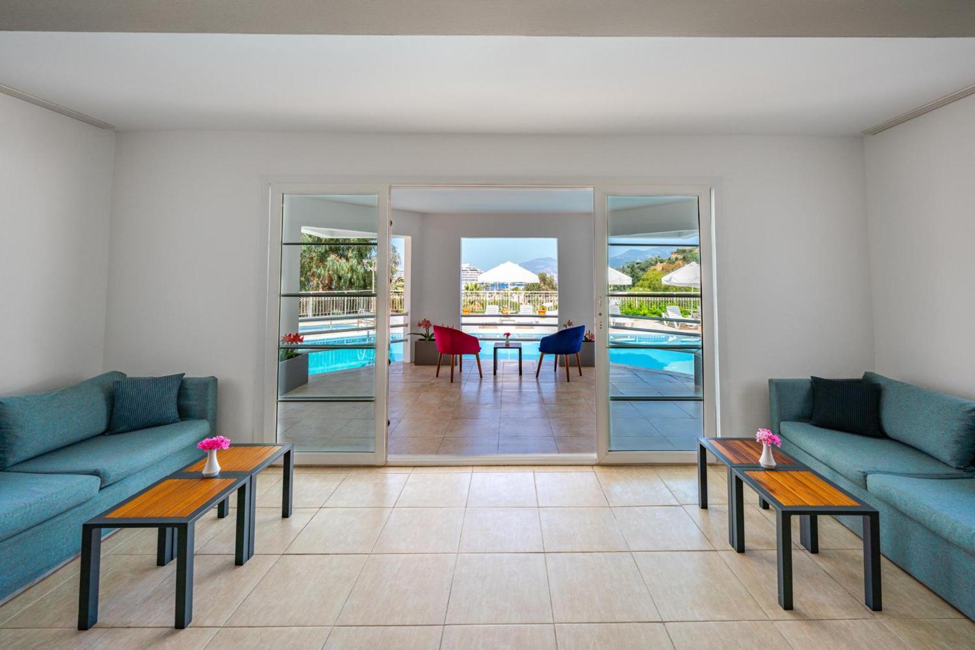 Labranda Tmt Bodrum Exterior photo Interior of a suite at the hotel