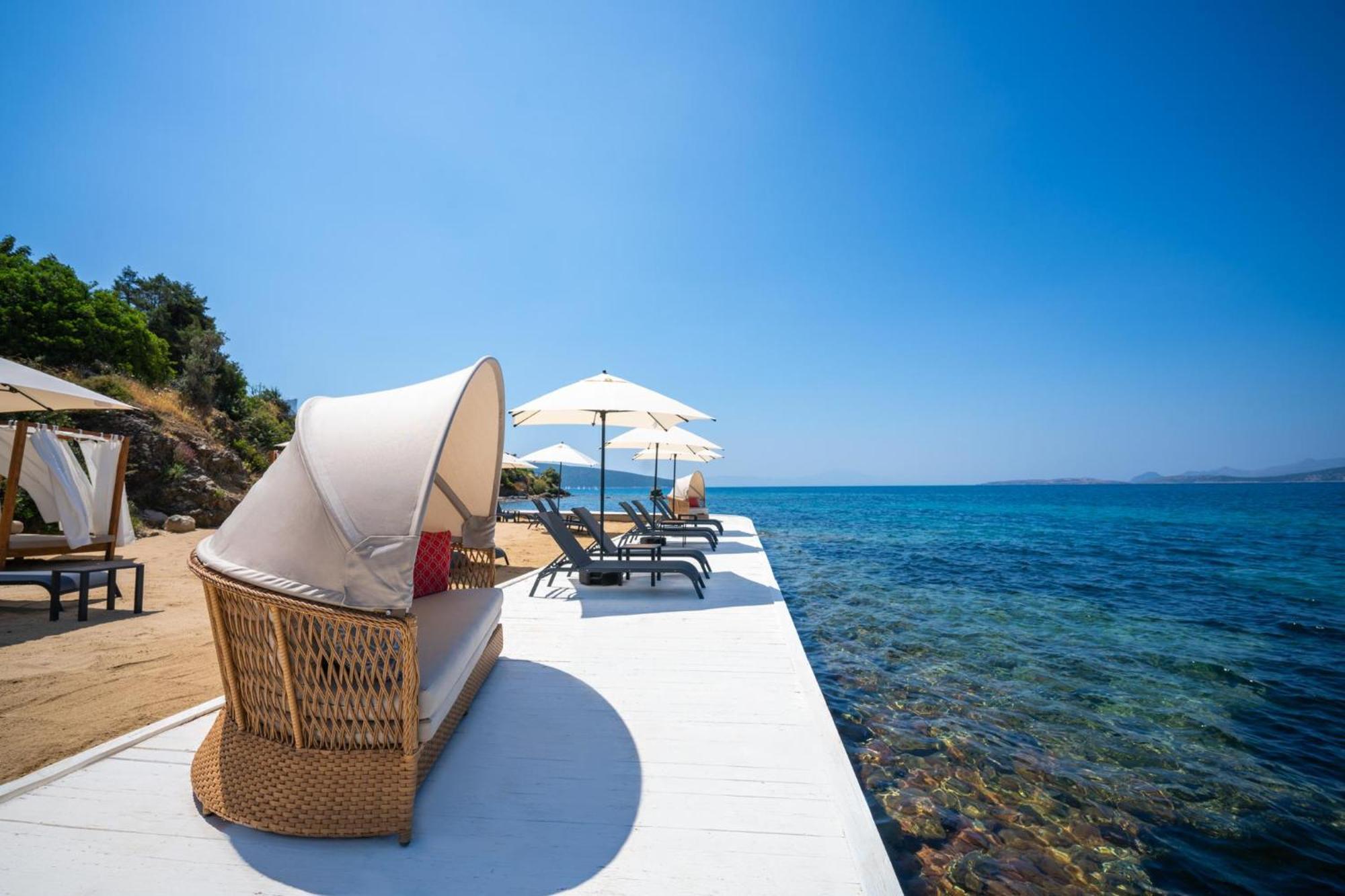 Labranda Tmt Bodrum Exterior photo The beach at the hotel